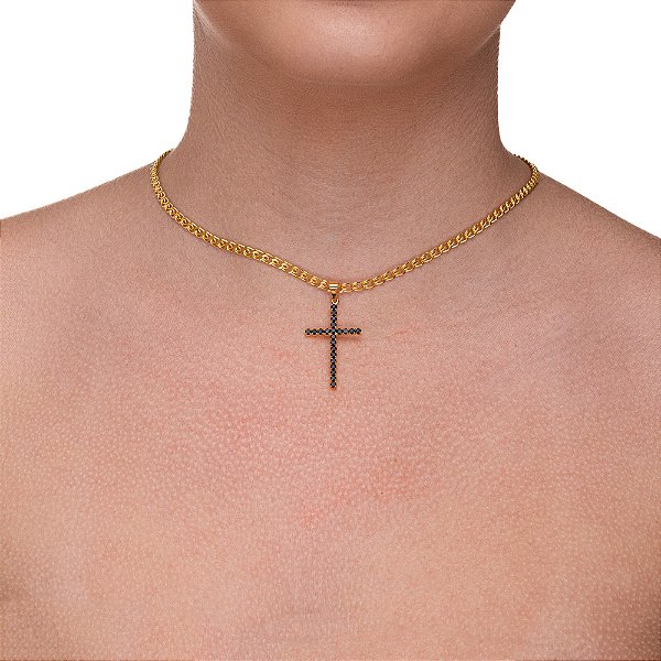 Colar Crucifixo Cravejado em strass Preto folheado a ouro