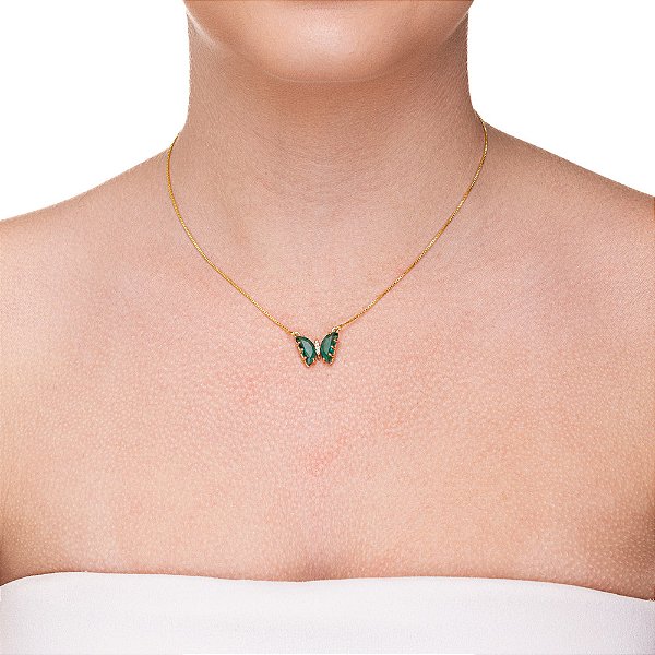 Colar borboleta vidro verde folheado a ouro