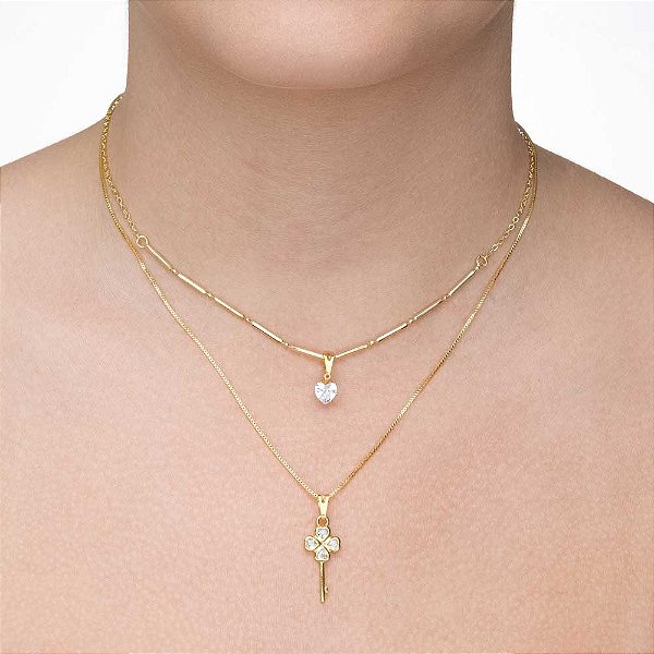 Colar duplo com ponto de luz de coração e chave folheado a ouro