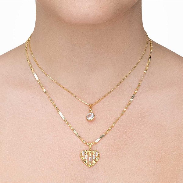 Colar duplo com coração e ponto de luz redondo folheado a ouro