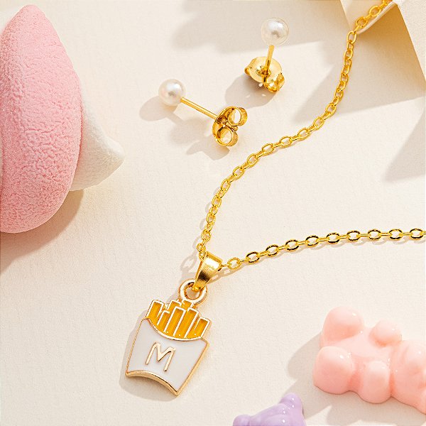 Conjunto infantil com pingente de batata frita branca