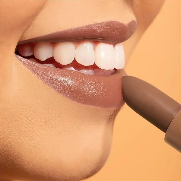 Batom Bala Lipcolor Dalla