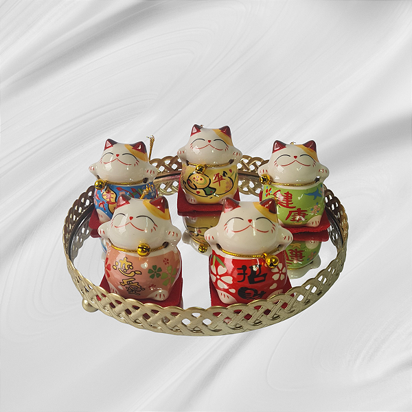 Gato Maneki Neko Porcelana 4,5 cm