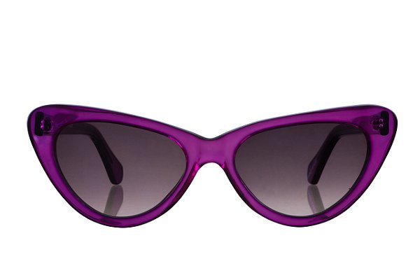 Selena cristal violeta com lentes clássicas