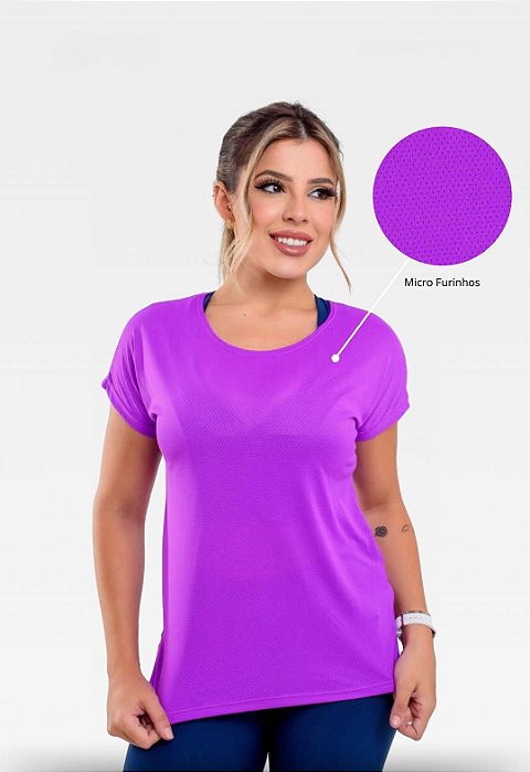Camiseta fitiness com micros furos