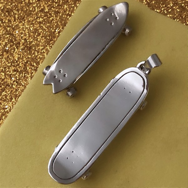 Pingente masculino Skate banho de prata