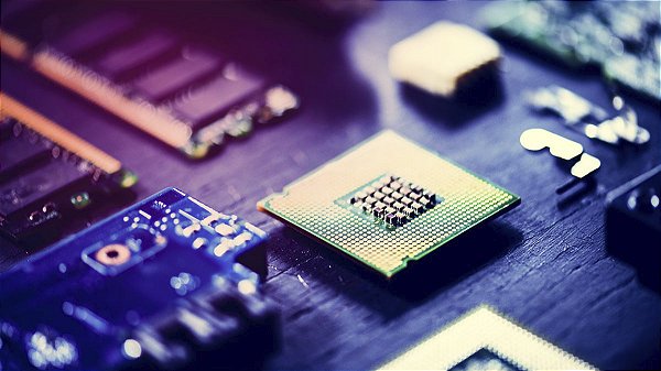 INSTALAÇÃO E MANUTENÇÃO DE HARDWARE