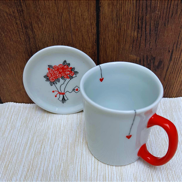 Caneca 120 ml - com porta-copo - Coração