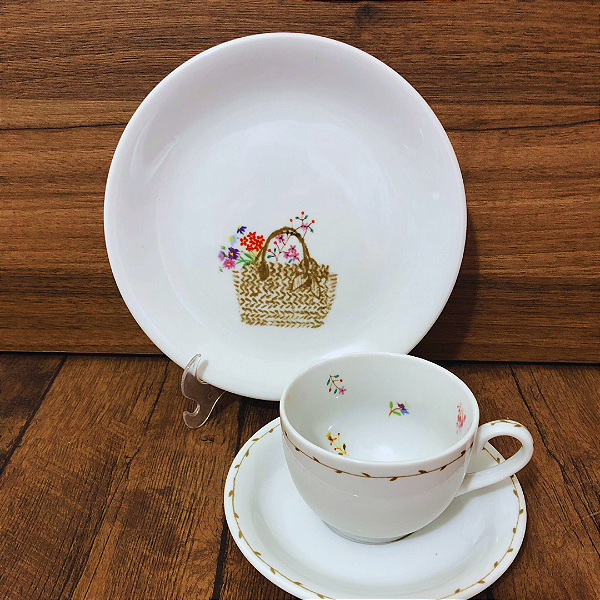 Conjunto de chá - 3 peças - Flor de Maio