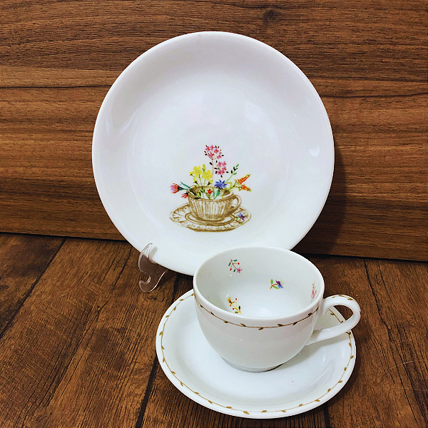 Conjunto de chá - 3 peças - Flor de Maio
