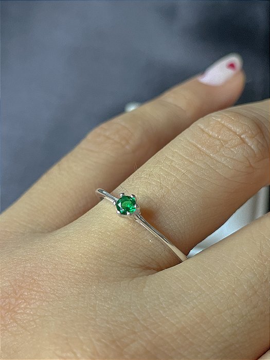 Anél em Prata com Zircônia Verde