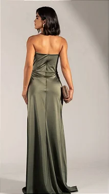 Vestido Longo Verde Oliva com Fenda Lateral