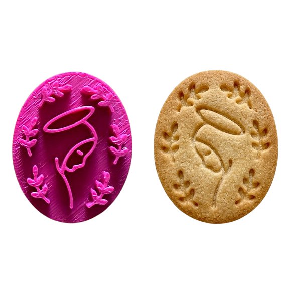 Cortador e Marcador para Biscoitos | Nossa Senhora com Ramos 5cm | Ideal para Massas, Pasta Americana e Biscuit