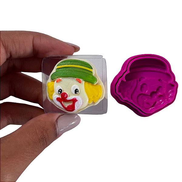 Ejetor Modelador para Brigadeiro - Palhaço Patá - 2 Peças - 3,5 cm x 4,00 cm (Aproximadamente)