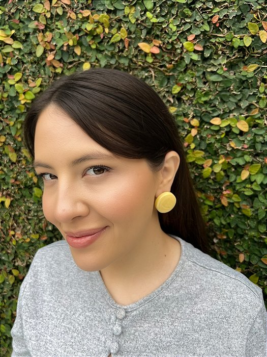 Brinco Dot - Amarelo Manteiga
