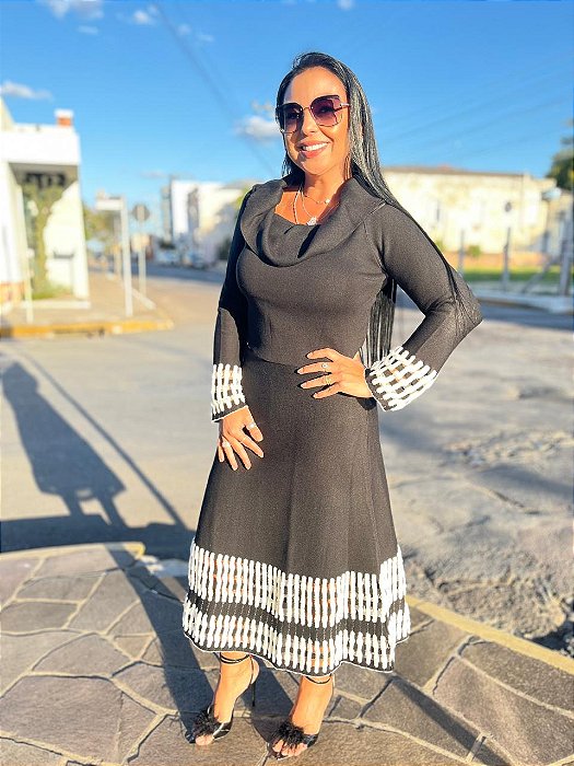 BLUSA PRETA COM GOLA BOBA MARIA PAVAN