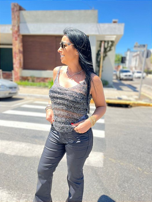 TOP EM TRICOT COM FIOS DE BRILHO JOHN JOHN