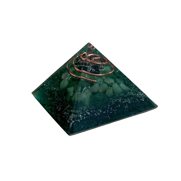 Orgonite Pirâmide Saúde Quartzo Verde e Esmeralda 4cm