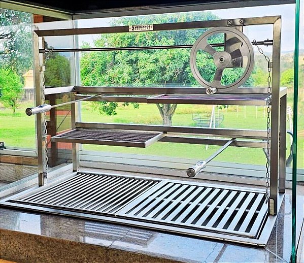 GRILL PERSONALIZADO COM VOLANTE