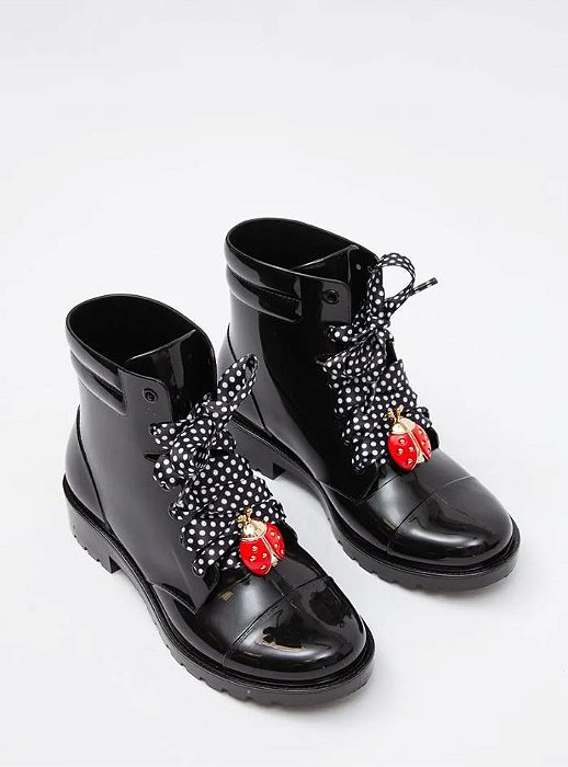 Petite Jolie Bota Joaninha