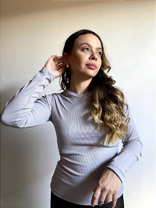BLUSA CINZA MONDRICH