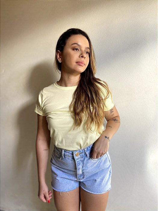 TSHIRT AMARELO CLARO LISA MAIZE