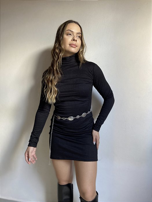 VESTIDO CURTO PRETO BASIC