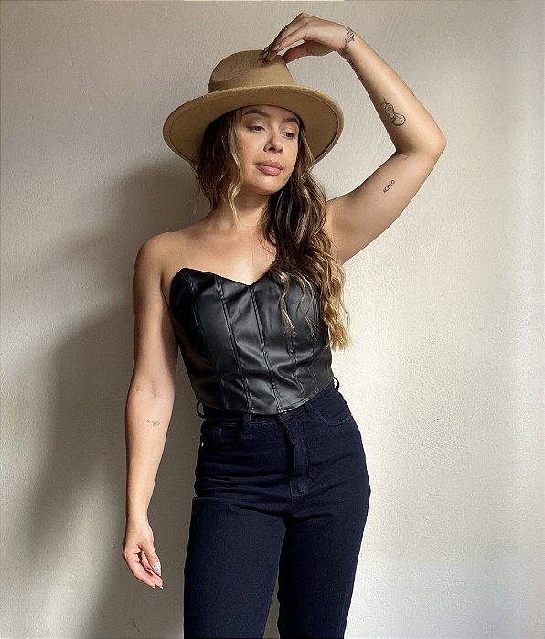 CORSETE DE COURO PRETO HAT