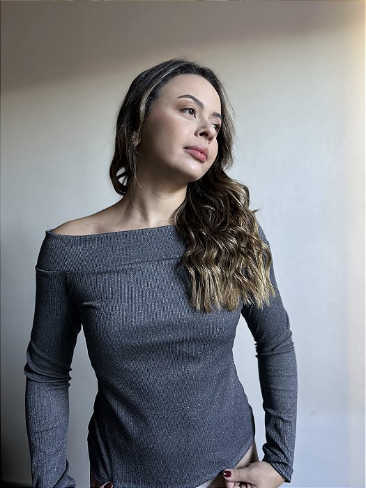 BLUSA OMBRO A OMBRO CINZA JERSEY