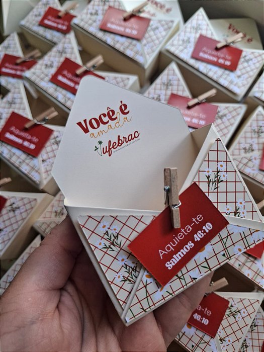 Caixinha envelope + Mini Tag + Mini Prendedor