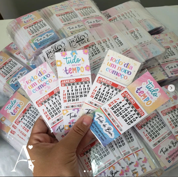 (FOSCO) Mini calendários de Geladeira - Personalize como preferir