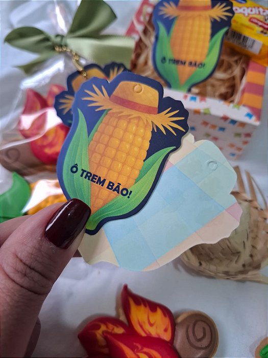 20 un Tag milho fosca com verniz localizado - PRONTA ENTREGA