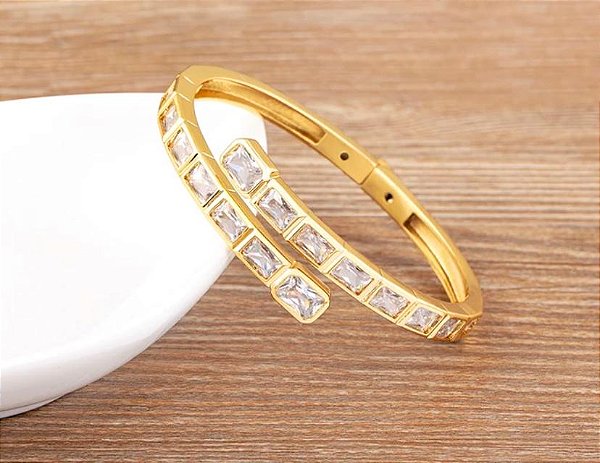 BRACELETE DOURADO COM ZIRCÔNIAS