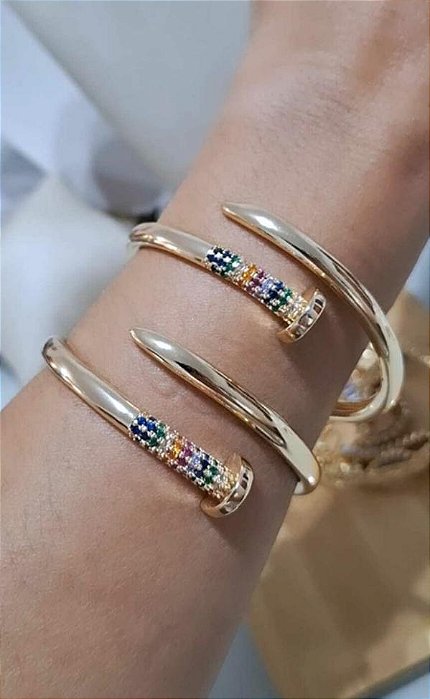 BRACELETE DOURADO PREGO CRAVEJADO ZIRCÔNIAS COLORS