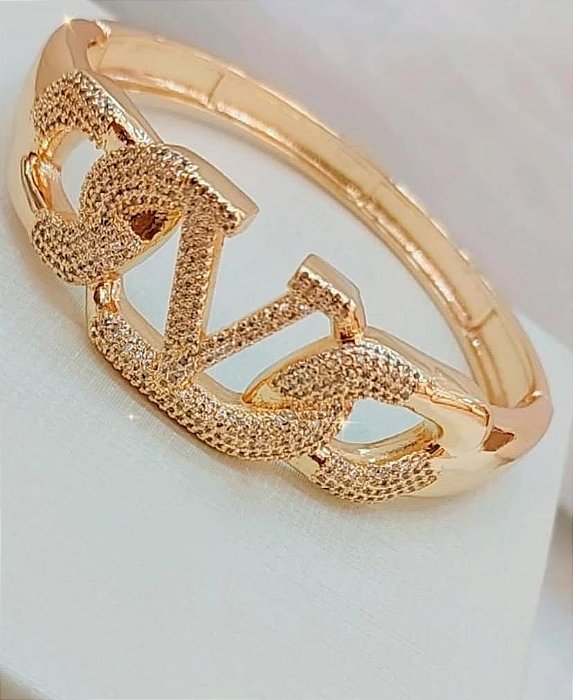 BRACELETE DOURADO CRAVEJADO INSPIRAÇÃO VALENTINO