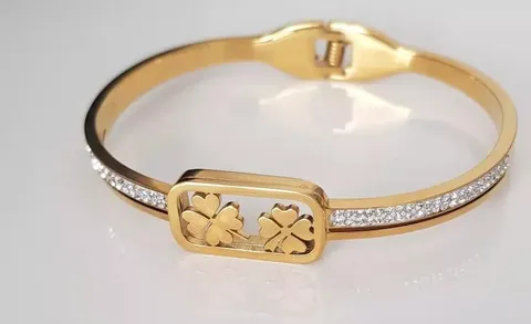 BRACELETE DOURADO AÇO INOX TREVO