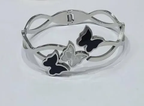BRACELETE PRATEADO AÇO INOX 3 BORBOLETAS