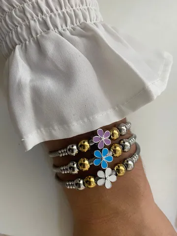 BRACELETE AÇO INOX AJUSTÁVEL COM BERLOQUE FLOR