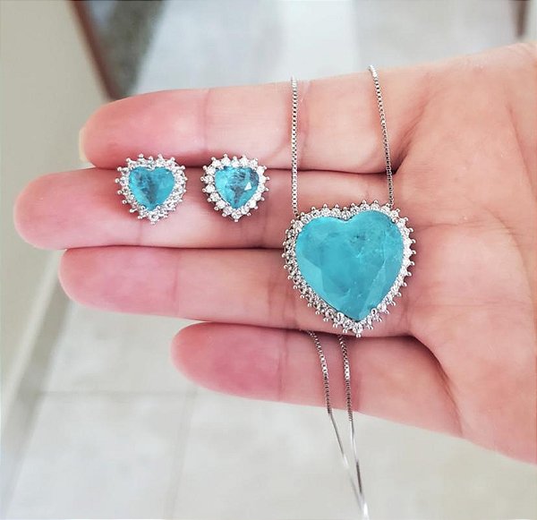 CONJUNTO PRATEADO COLAR E BRINCO CORAÇÃO VERDE