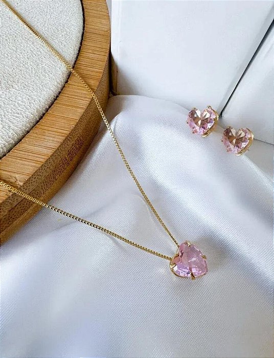 CONJUNTO DOURADO COLAR E BRINCOS ZIRCÔNIA CORAÇÃO LILÁS AMETISTA