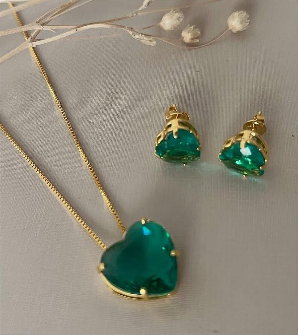CONJUNTO DOURADO COLAR E BRINCOS ZIRCÔNIA CORAÇÃO VERDE