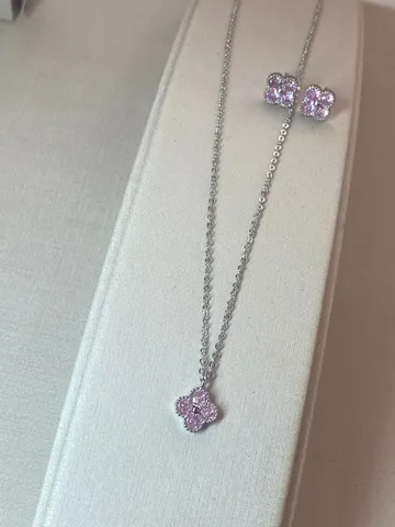 CONJUNTO PRATEADO RÓDIO TREVO ROSA