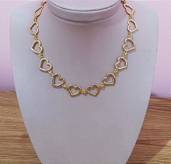 COLAR CHOKER DOURADO CORAÇÃO