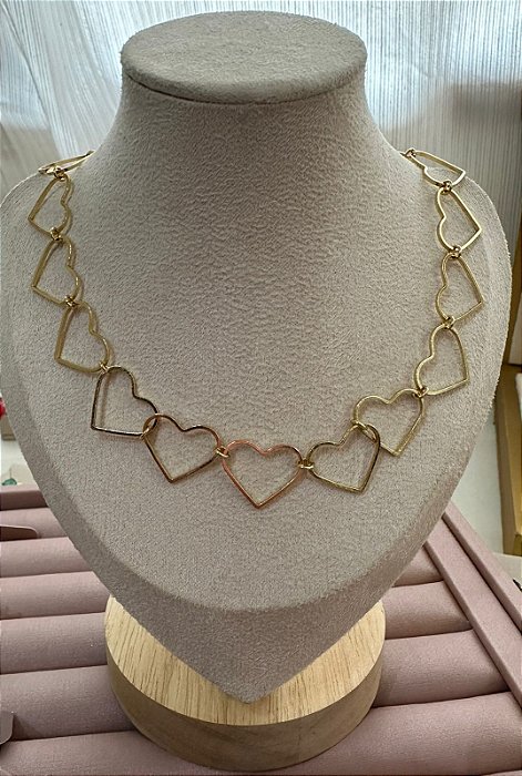 COLAR CHOKER DOURADO CORAÇÕES