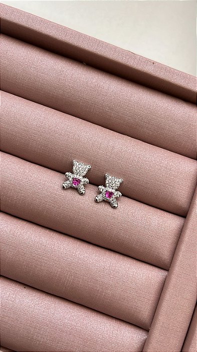 BRINCO PRATEADO RÓDIO URSINHO COM CORAÇÃO ROSA