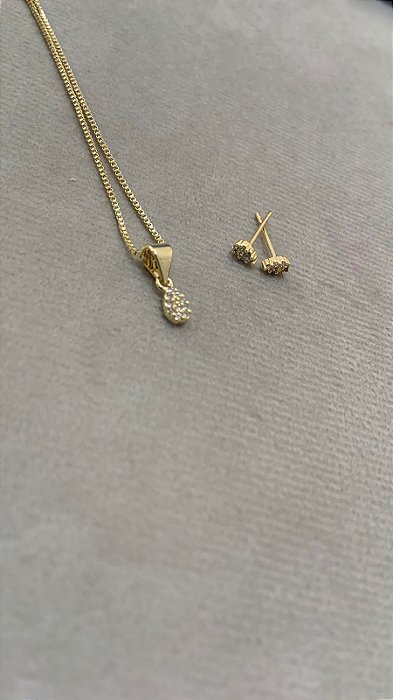 CONJUNTO GOTINHA CRAVEJADA