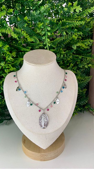 COLAR PINGENTE NS.SENHORA COM PEDRAS COLORIDAS
