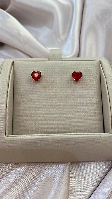 BRINCO CORAÇÃO VERMELHO PRATEADO