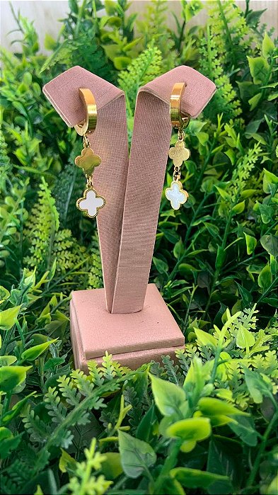 BRINCO VAN CLEEF AÇO DOUDADO