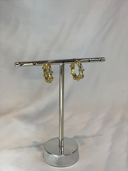 ARGOLA DOURADA COM DETALHES CRAVEJADO